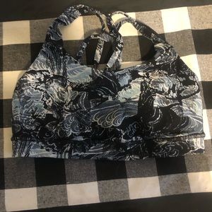 lululemon sports bra